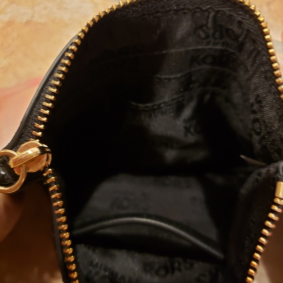 Michael Kors Tote and Wallet - Picture 2 of 5